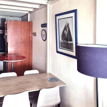 Apartment St-goustan A Babord - Les De La Cote D'amour *